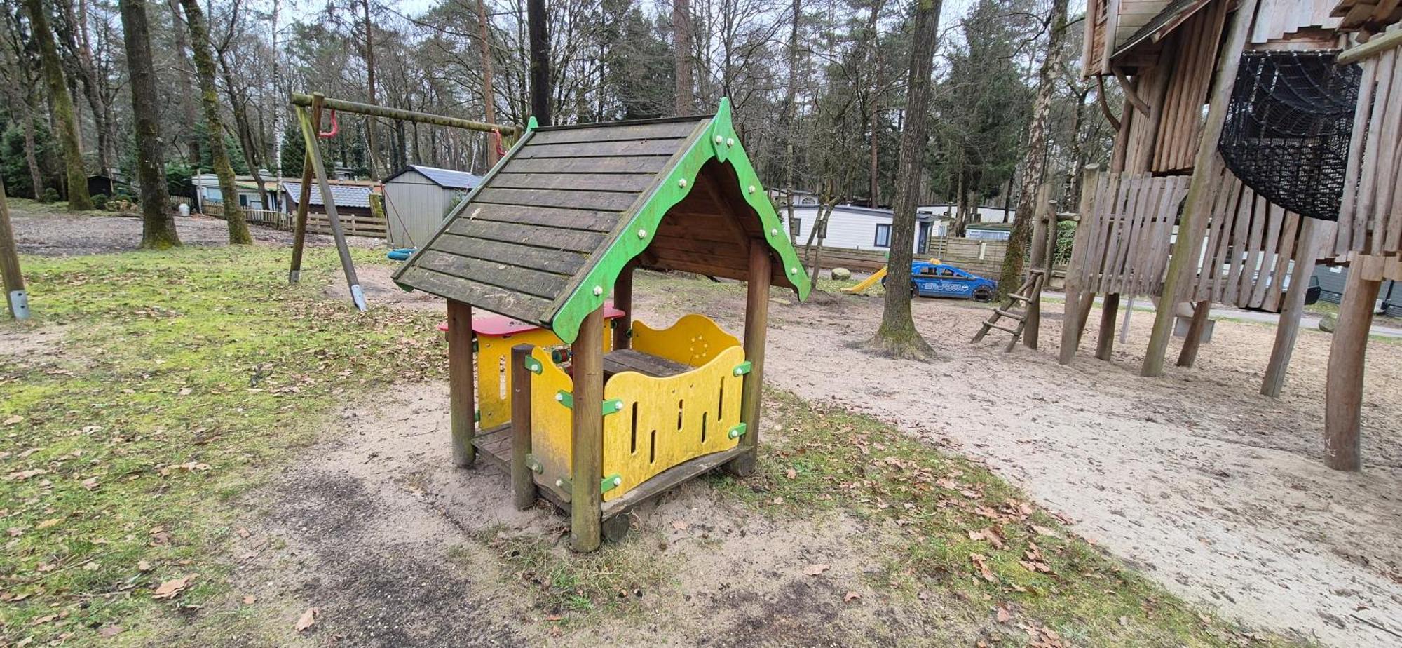 Het Veluwse Boshuisje Knus Chalet Met Omheinde Tuin Op De Veluwe Hoenderloo Extérieur photo