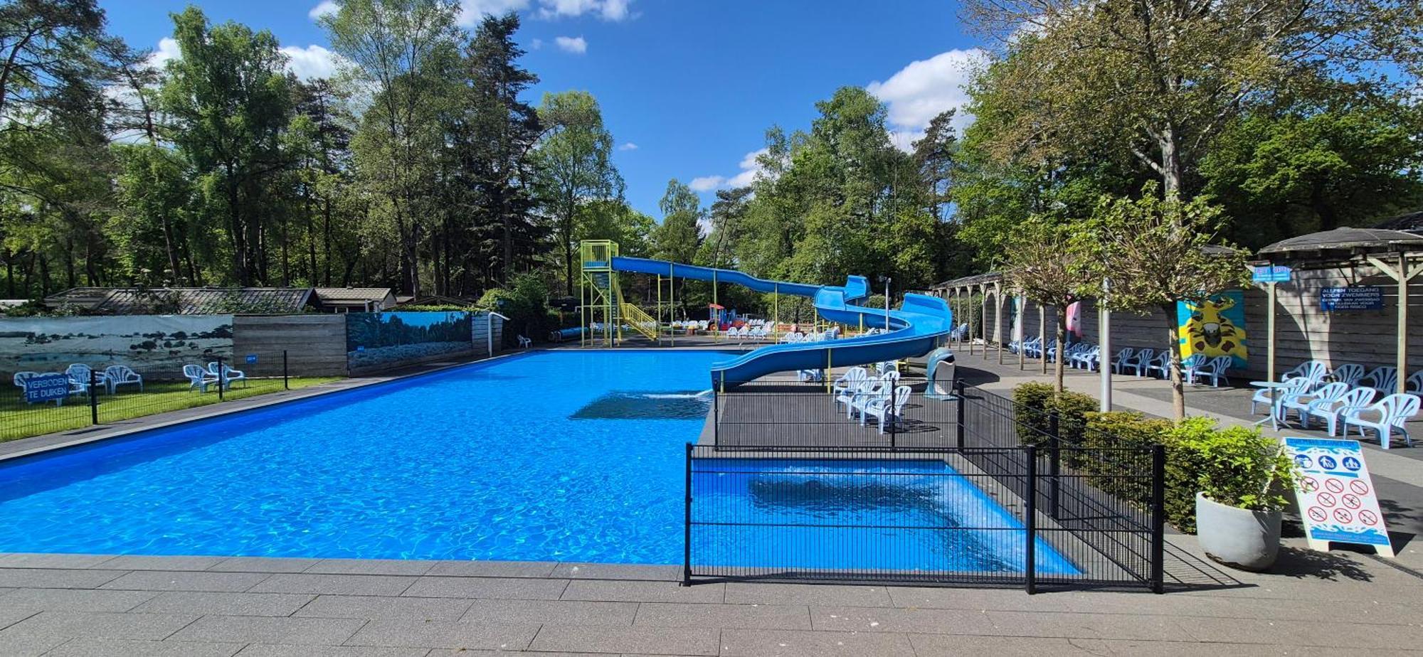 Het Veluwse Boshuisje Knus Chalet Met Omheinde Tuin Op De Veluwe Hoenderloo Extérieur photo